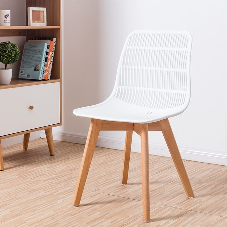 Backrest Design Plastic Dining Chair